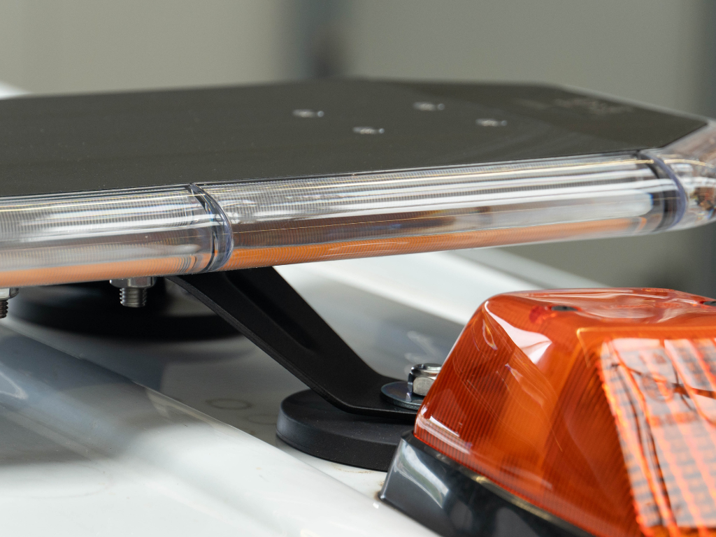 Magnet-Montageset zu LED-Dachbalken – Image 2